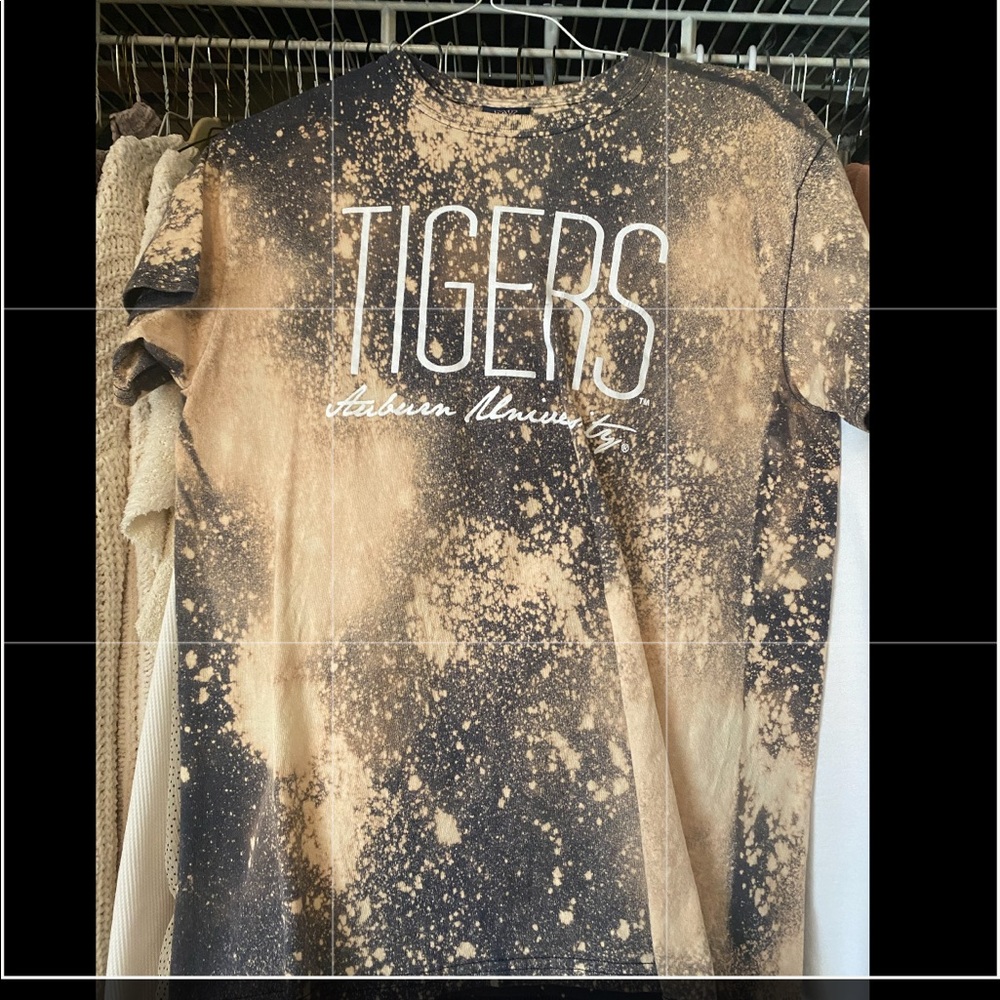 Auburn University T shirt- never worn